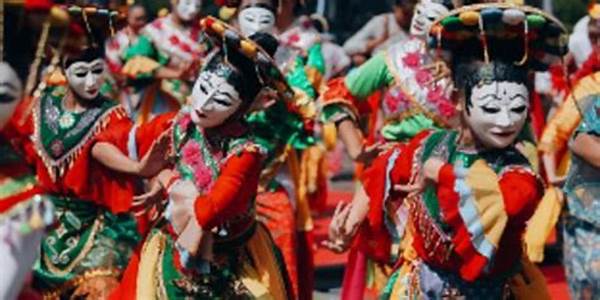 “kesenian Tari Topeng Jakarta”