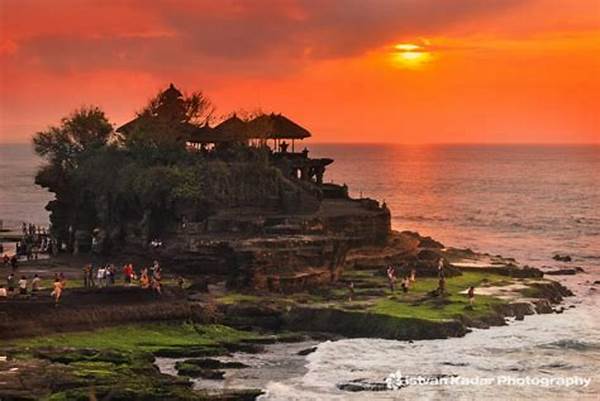 Keindahan Sunset Tanah Lot Bali