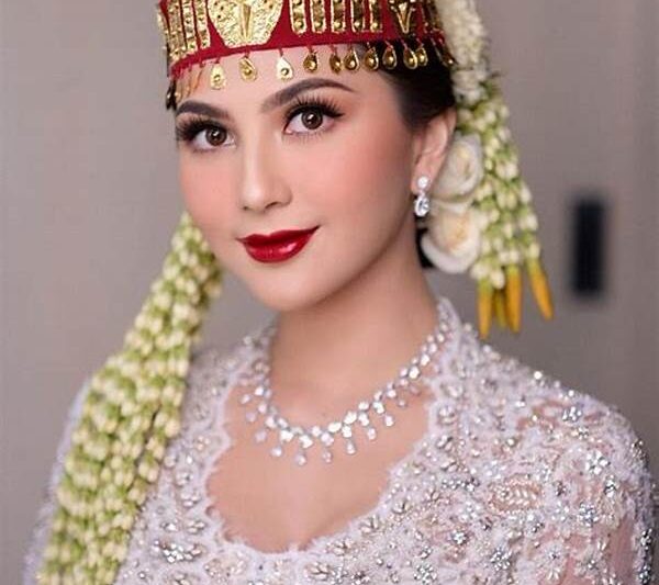 Aksesori Kepala Pernikahan Batak