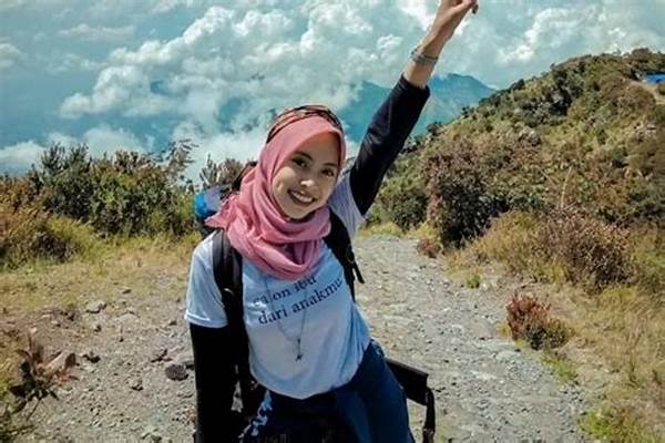 Tips Aman Mendaki Gunung Lawu